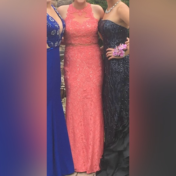 Coral sequin Aspeed prom gown - Picture 13 of 17